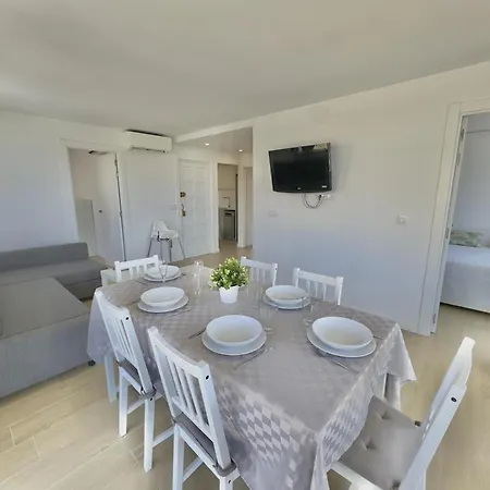 Appartement Almadrague 15 *